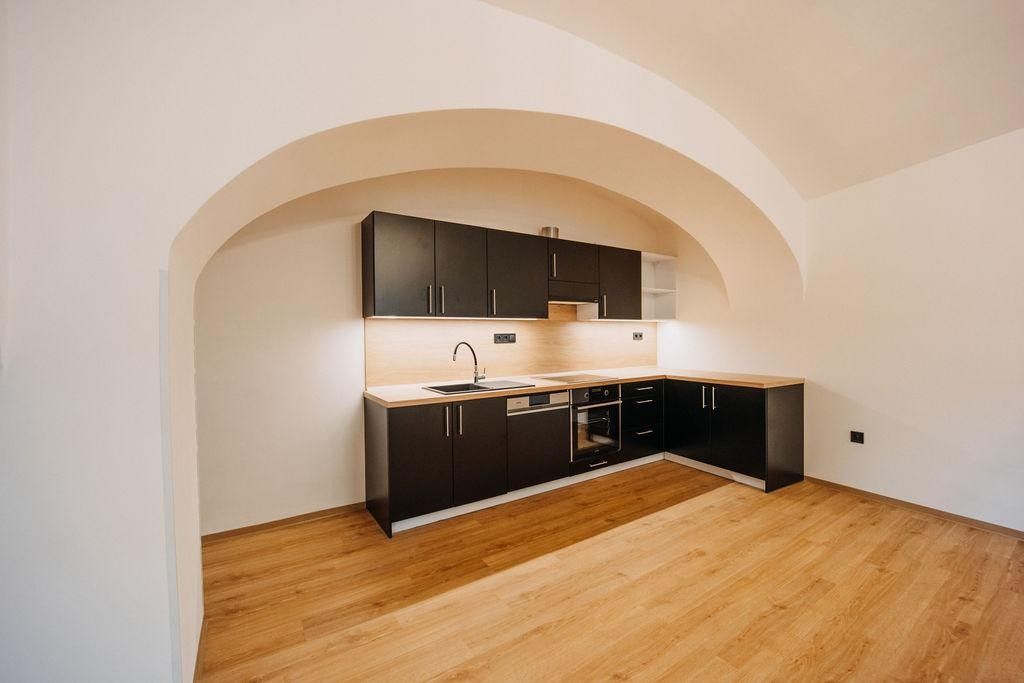 Pronájem byt 3+kk - Bechyňská, Tábor, 81 m²