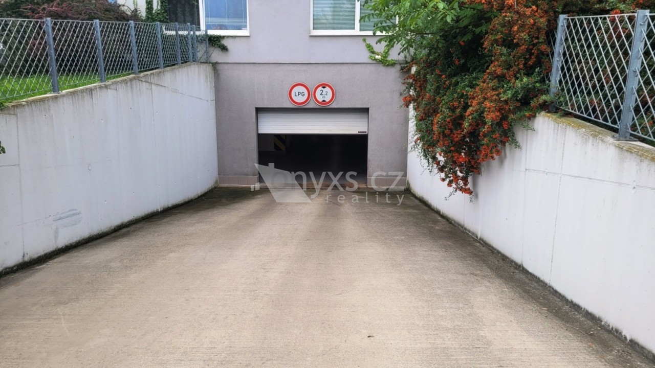 Nemovitost · 14 m² · Herlíkovická, Praha - 3