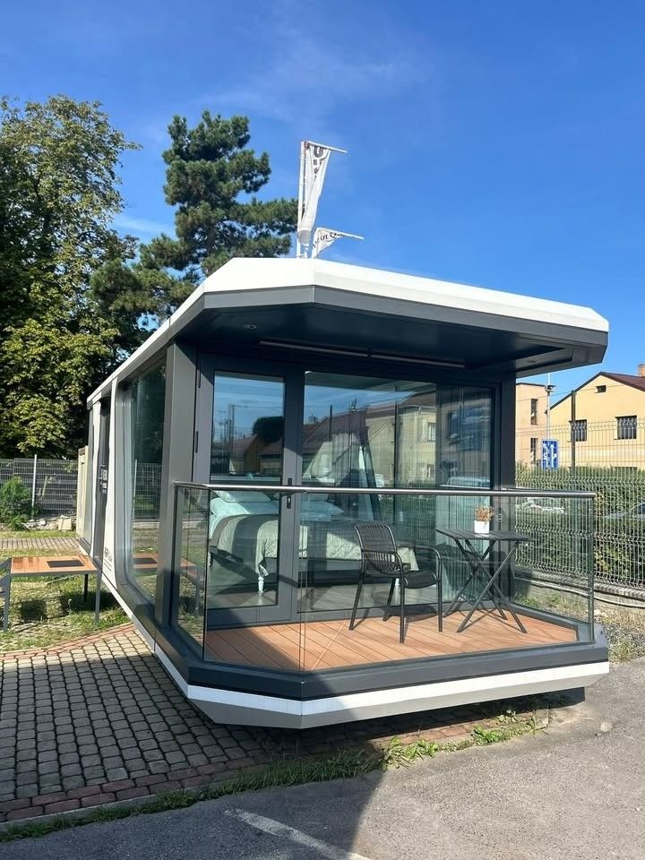 Prodej rodinný dům - Praha, 190 00