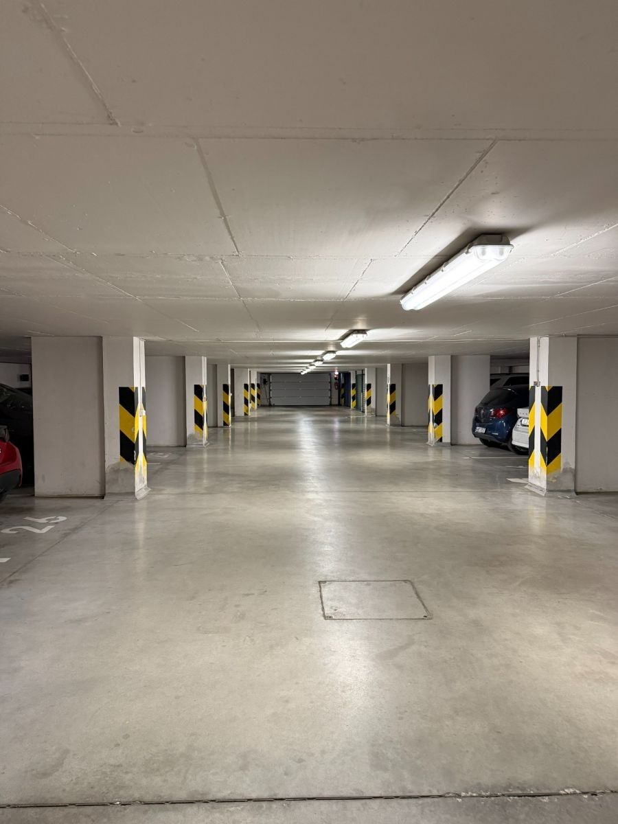 Garáže, Plovdivská, Praha - Modřany, 12 m² - 2