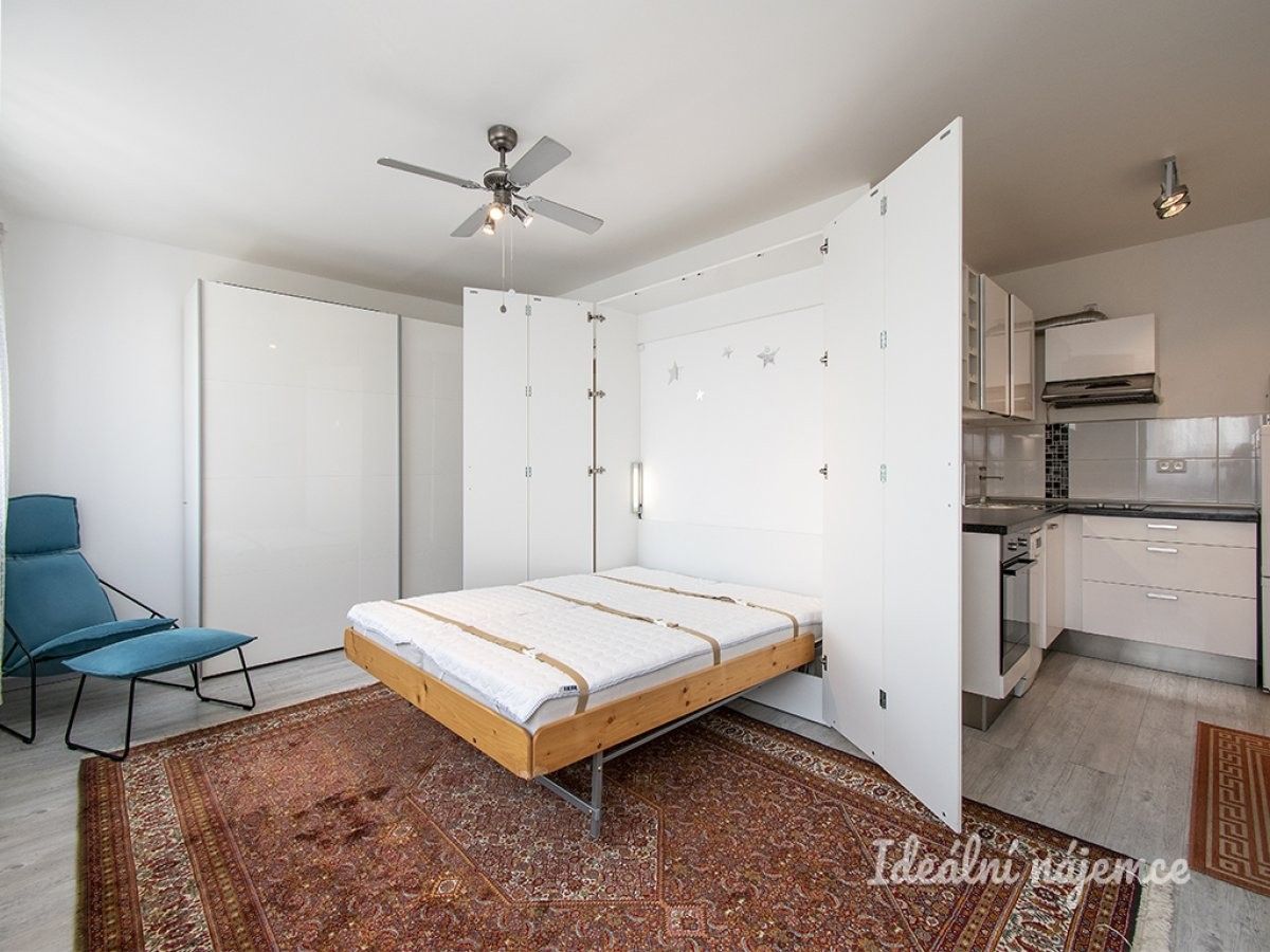 Pronájem byt 1+kk - Vondroušova, Praha, 35 m² - 5
