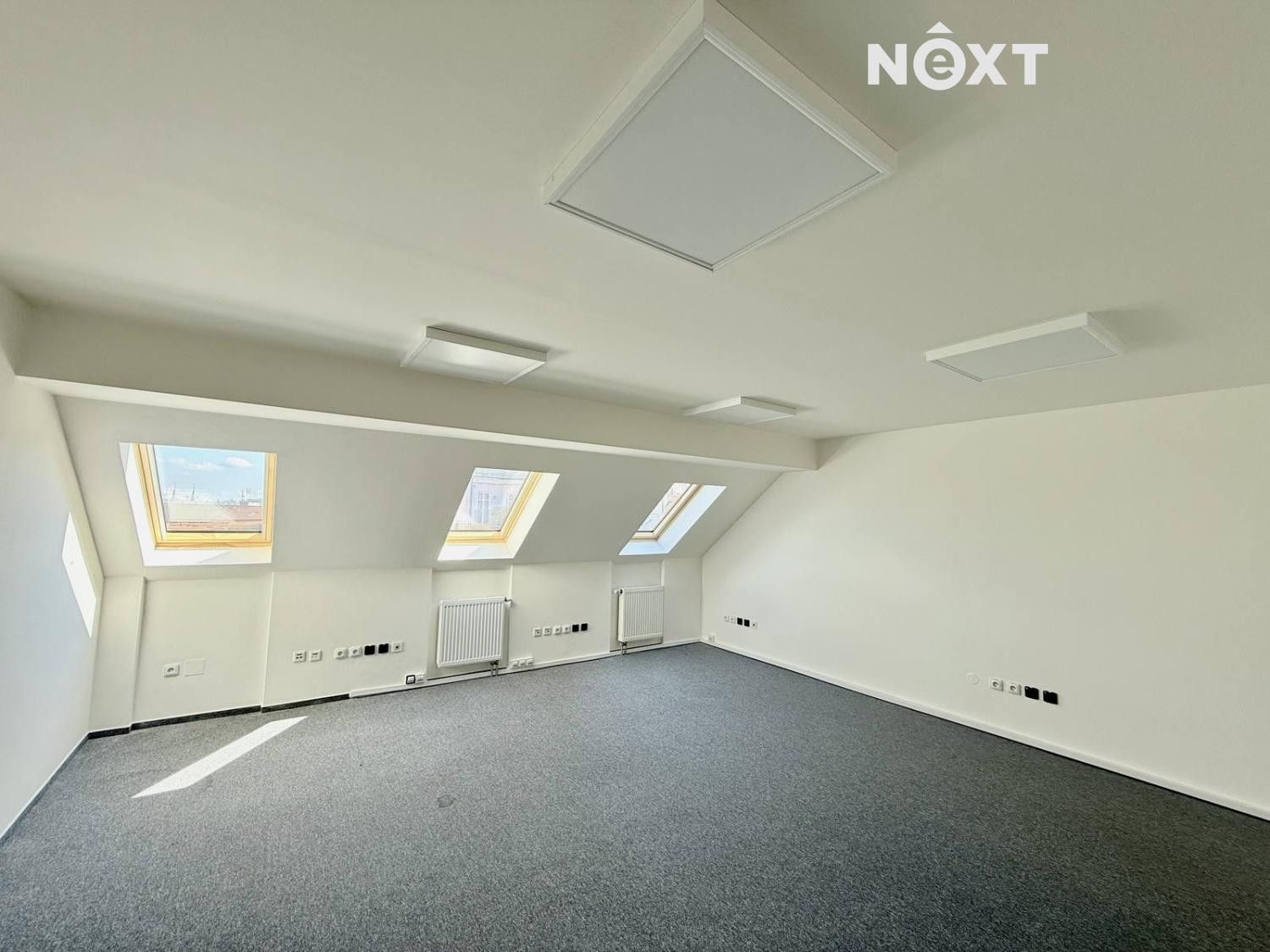 Pronájem kancelář - Revoluční, Praha, 102 m²