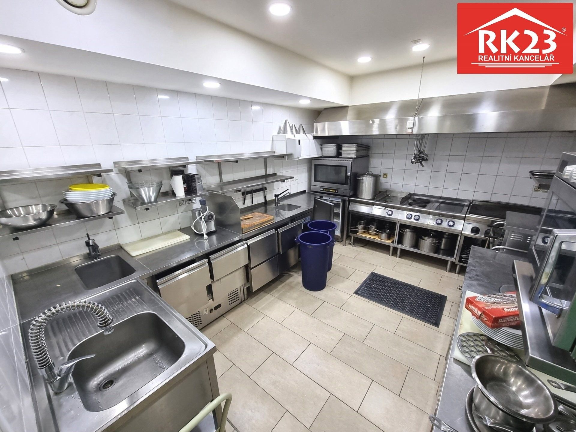 Obchodní prostory, Poštovní, Mariánské Lázně, 150 m² - 2