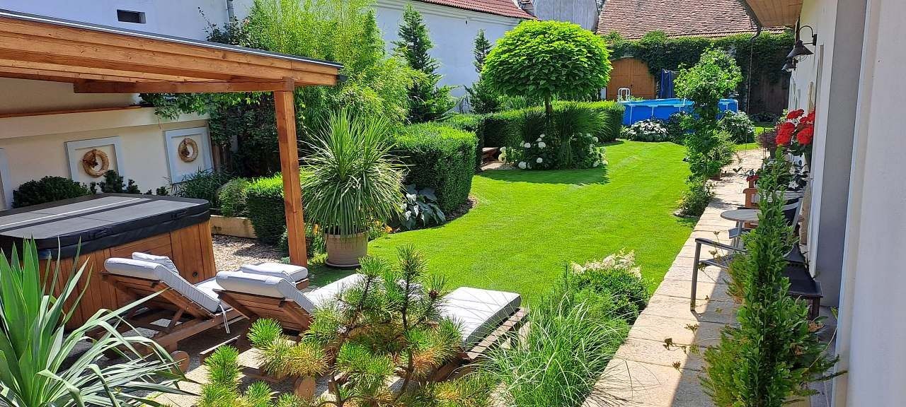 Chaty, Dačice - Borek u Dačic, Jihočeský kraj - 1