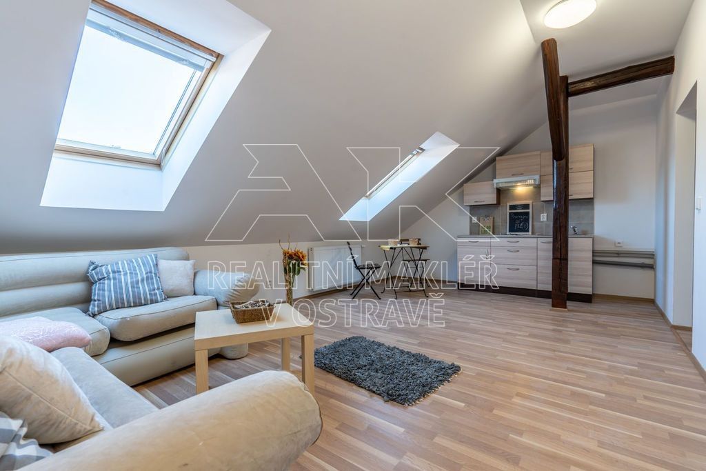 Pronájem byt 2+kk - Jílová, Ostrava, 36 m²