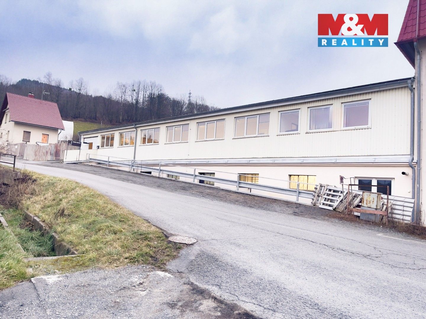 Pronájem sklad - Lázky, Vsetín, 430 m²