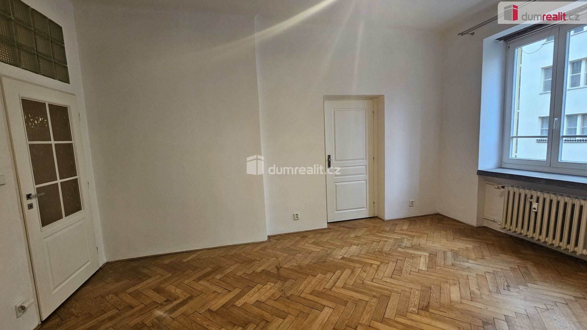 Pronájem byt 2+kk - Wuchterlova, Praha, 53 m²