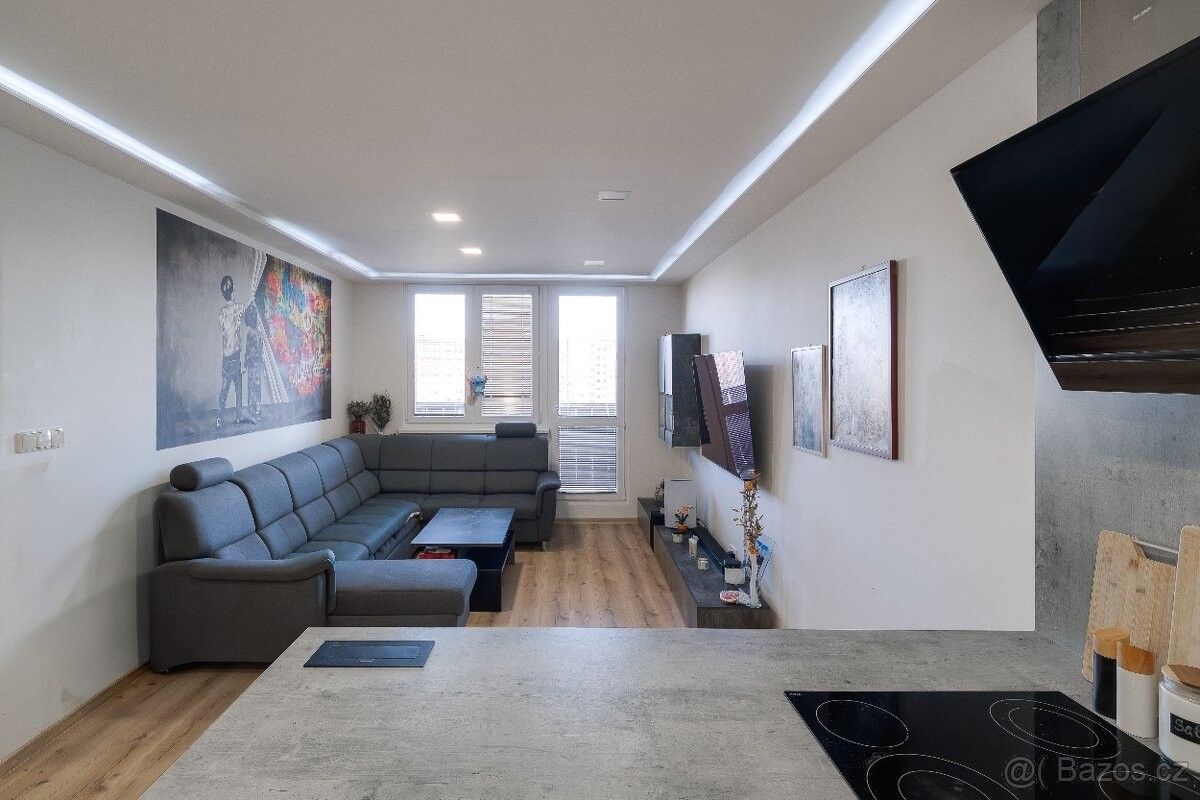 Byty, Ostrava, 700 30