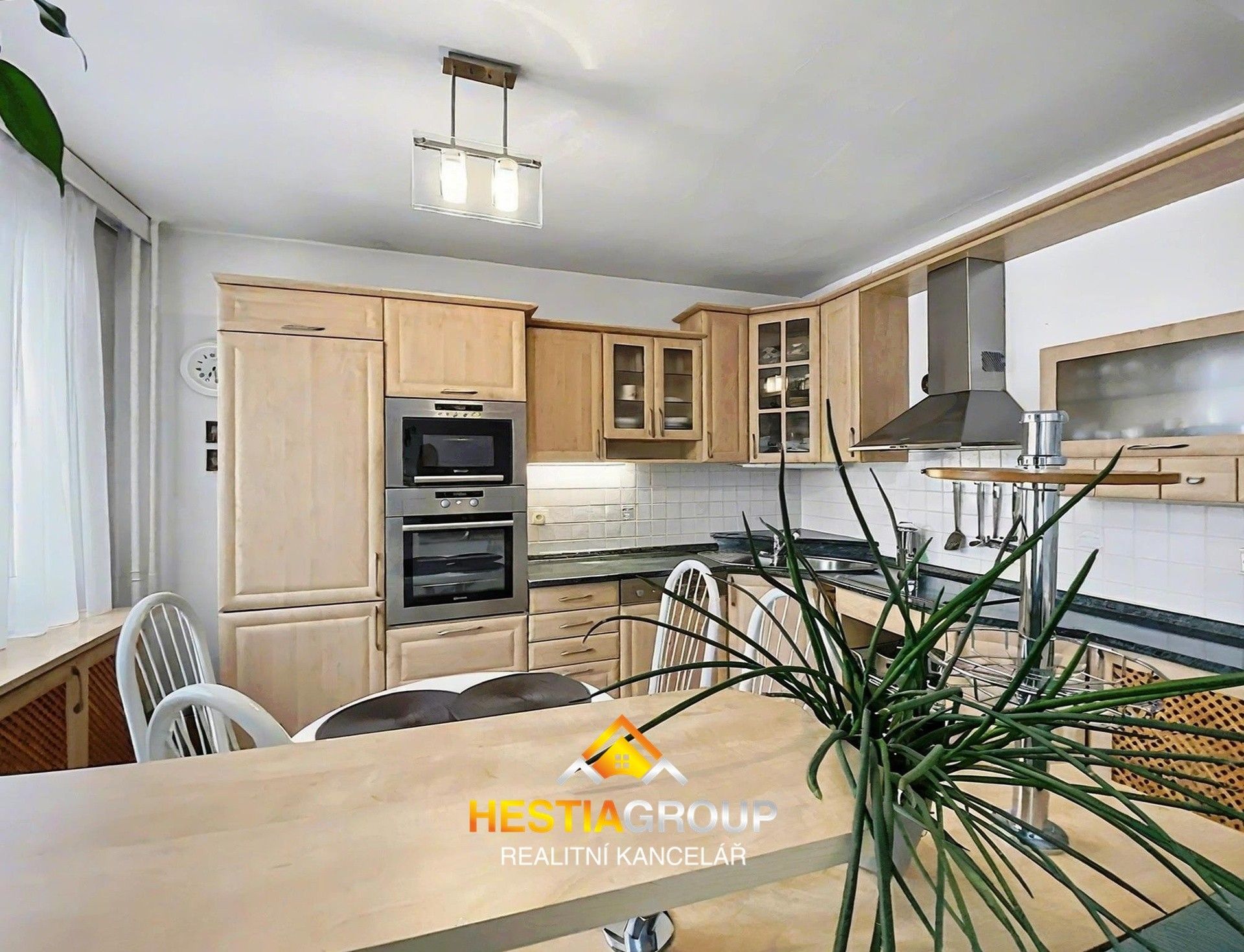 Prodej byt 3+1 - Valčíkova, Pardubice, 78 m²