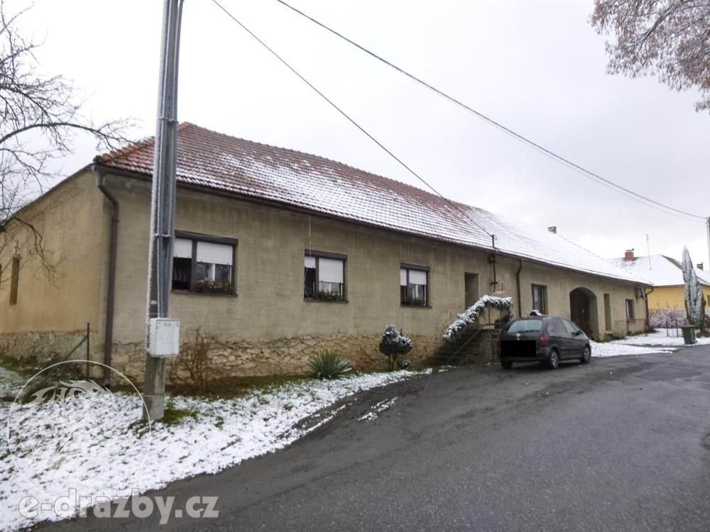 Rodinný dům, 1 267 m²
