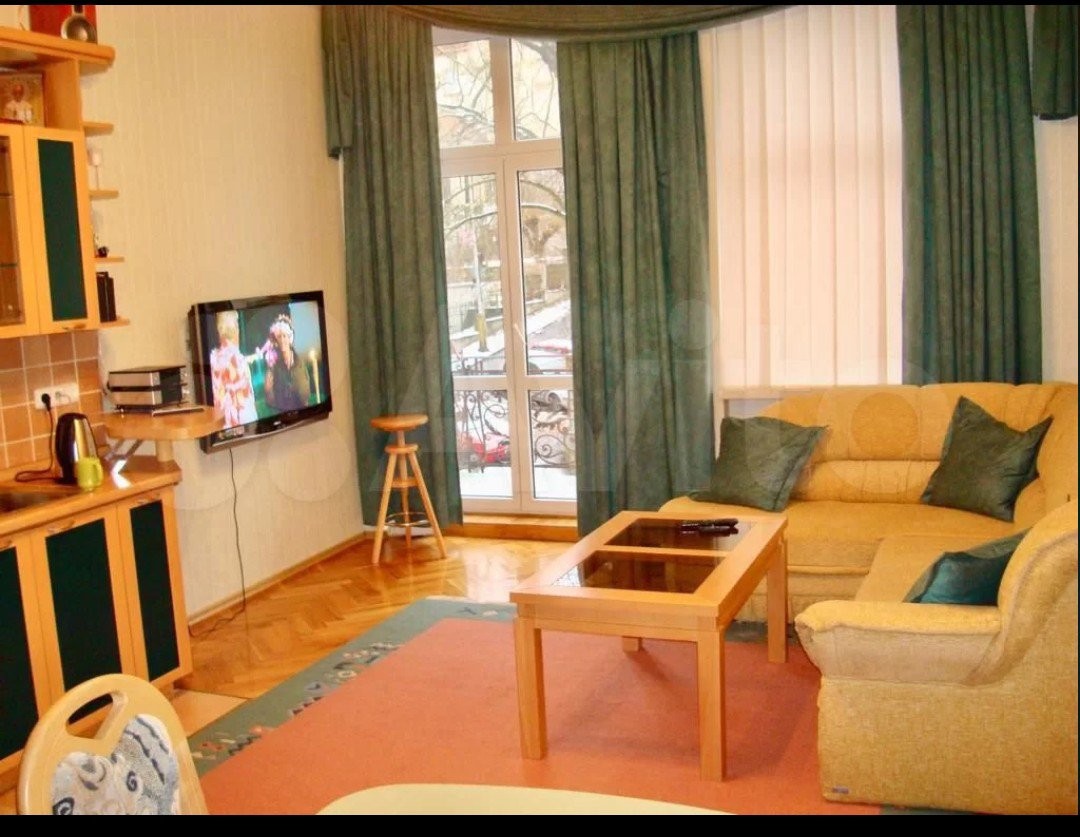 Byt 2+1 · 86 m² · Karlovy Vary - 3