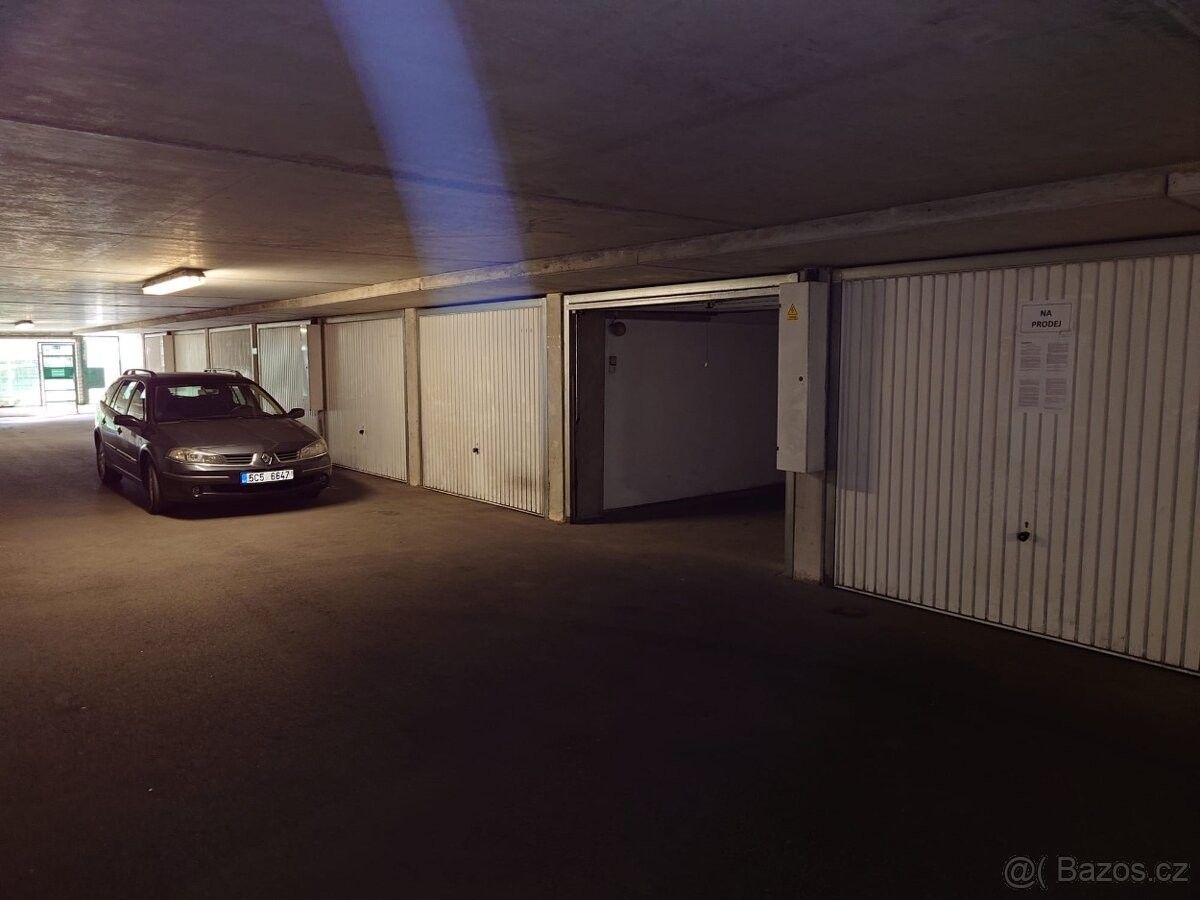 Garáže, České Budějovice, 370 05
