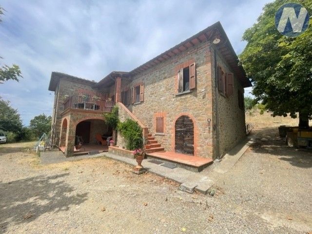 Rodinné domy, 987 66, Zahraničí