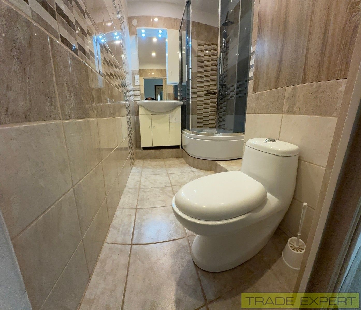 Byt 2+1 · 61 m² · Hluboká, Ústí nad Labem Neštěmice - 3