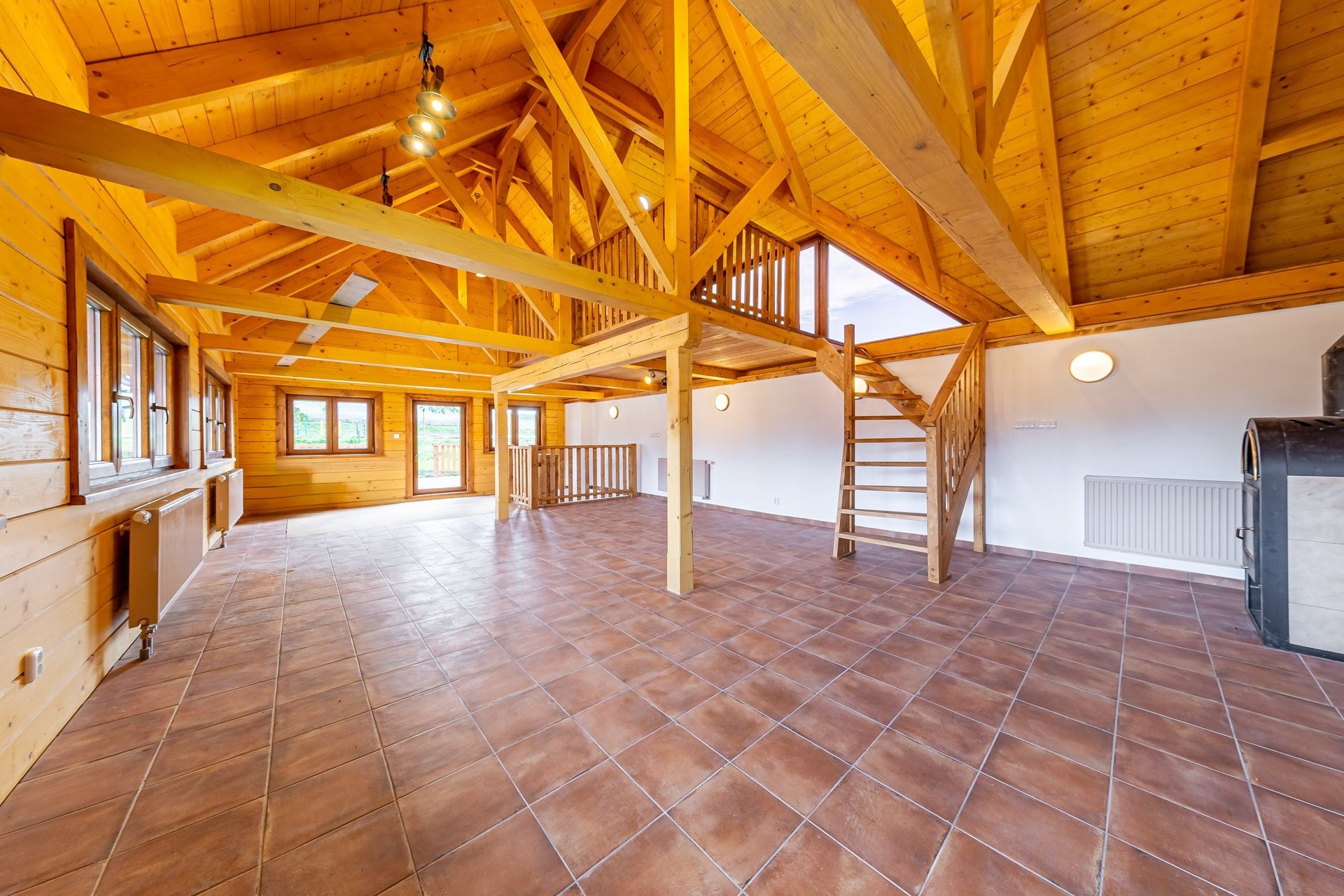 3+kk, Skůry, Hobšovice, 100 m² - 2