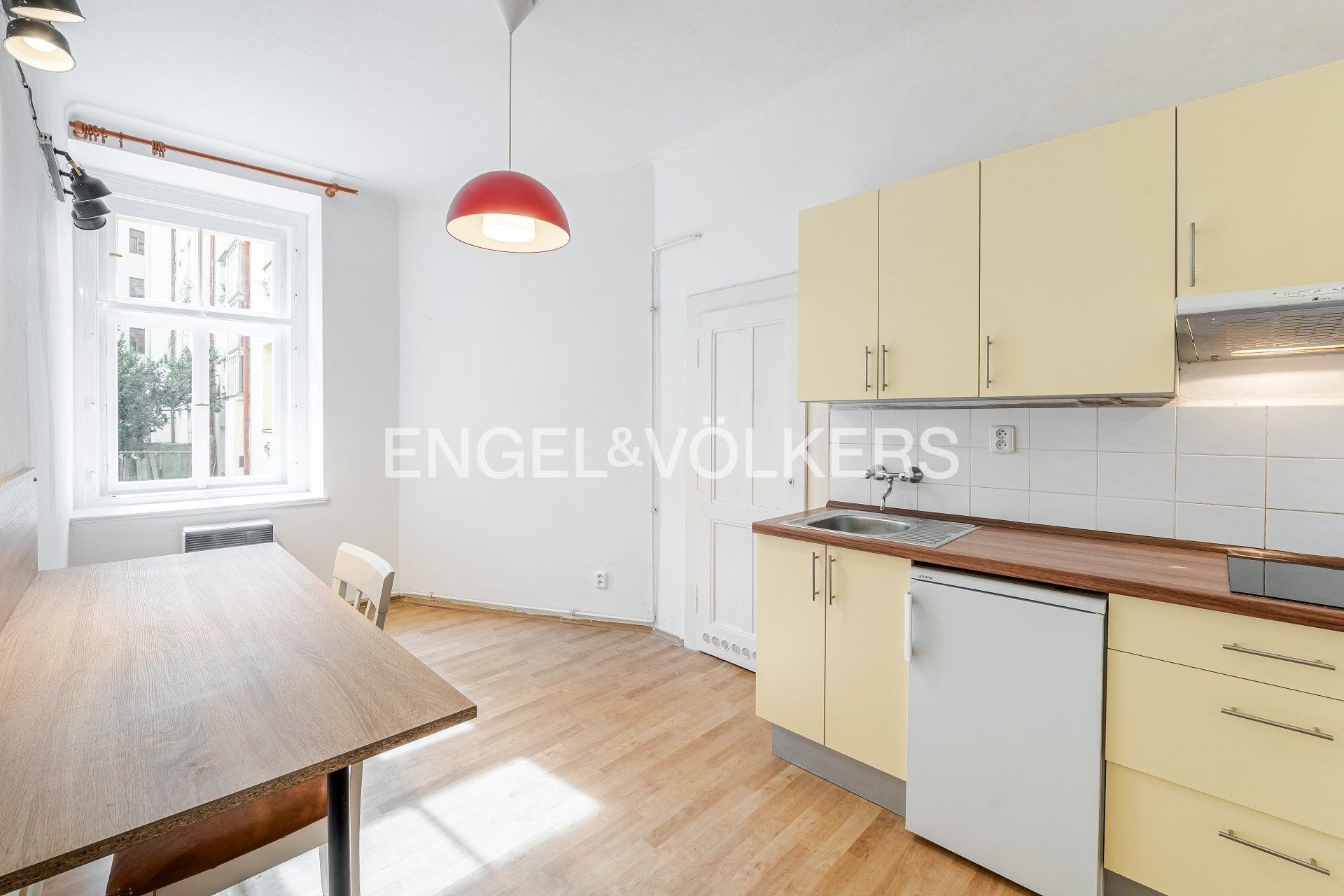 Byt 1+1 · 45 m² · V. P. Čkalova 502, Praha Bubeneč - 3
