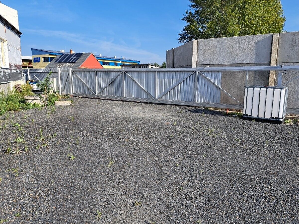 Pronájem pozemek pro bydlení - Opava, 746 01