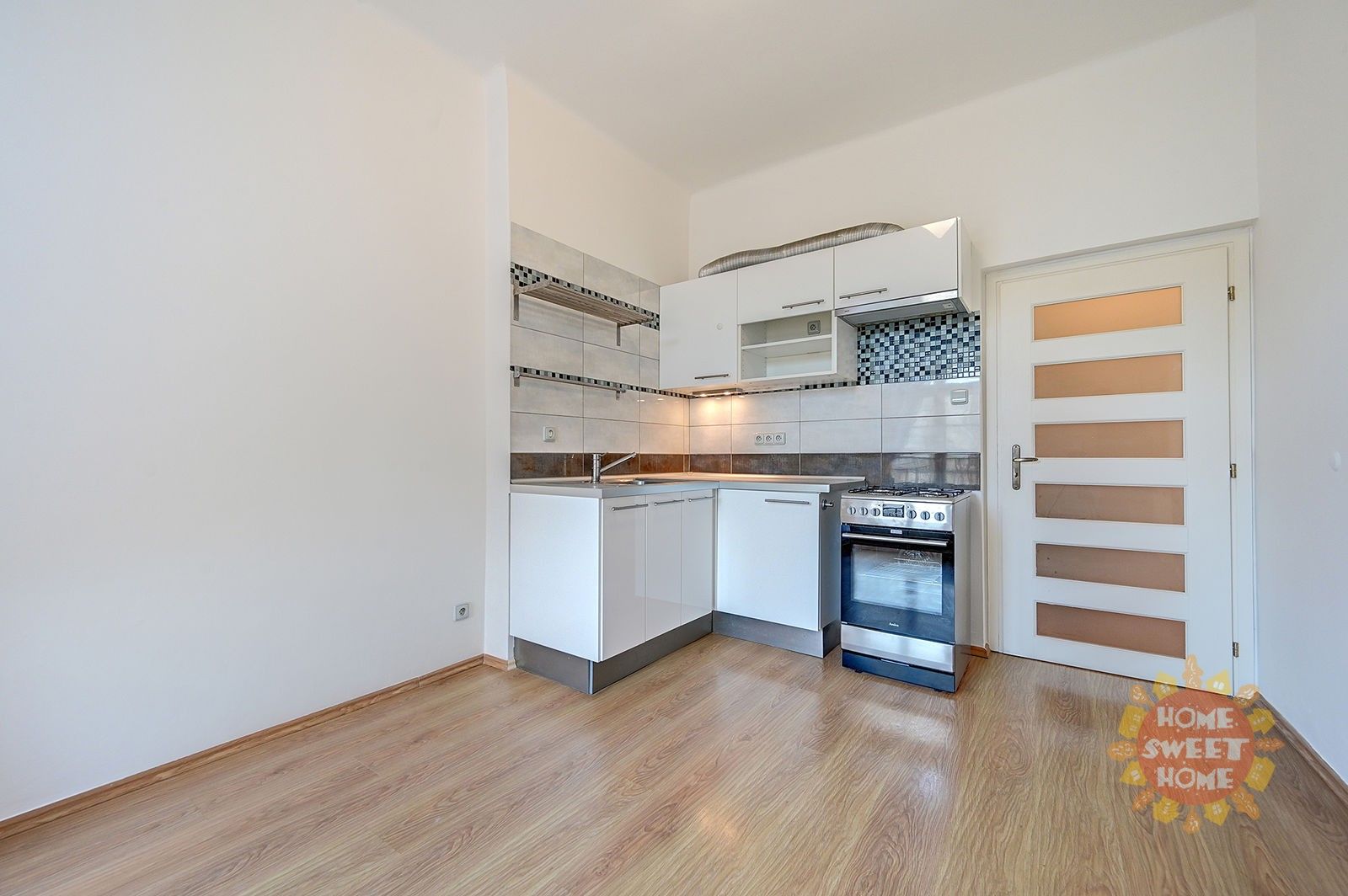 Pronájem byt 1+1 - Národní obrany 715, Praha, 42 m²