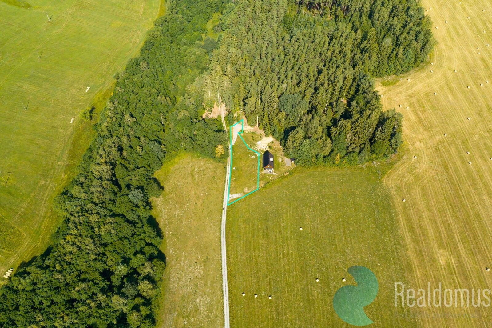 Pozemky pro bydlení, Vyšší Brod, 1 445 m² - 1