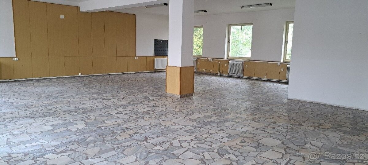 Pronájem sklad - Jindřichův Hradec, 377 01