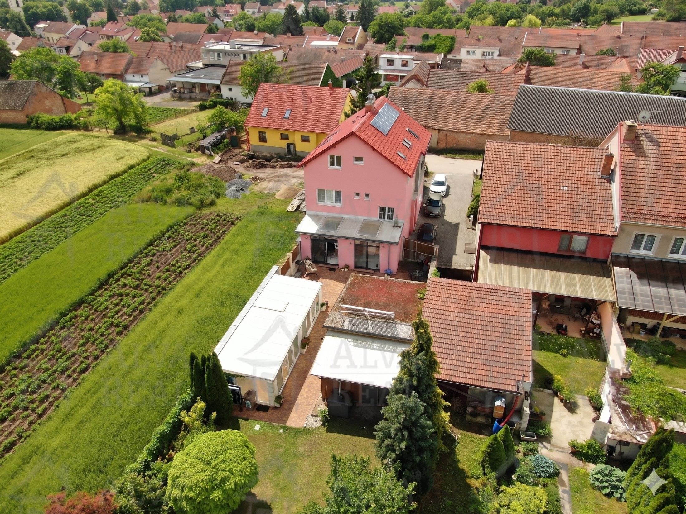 Rodinné domy, Podolí, 366 m² - 2