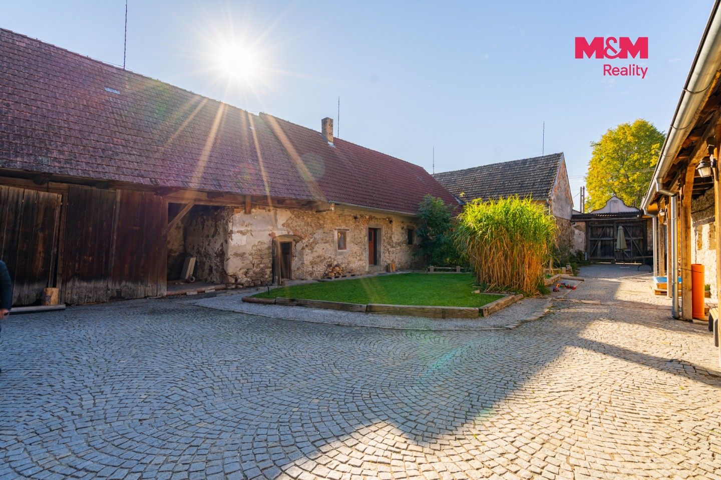 Rodinný dům · 370 m² · Byňov, Nové Hrady - 3