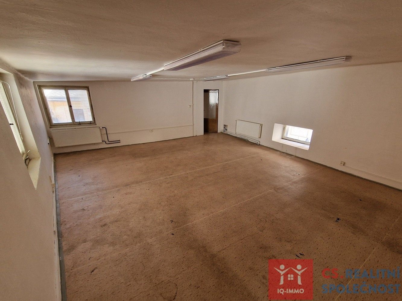 Pronájem obchodní prostory - Znojmo, Jihomoravský kraj, 120 m² - 2