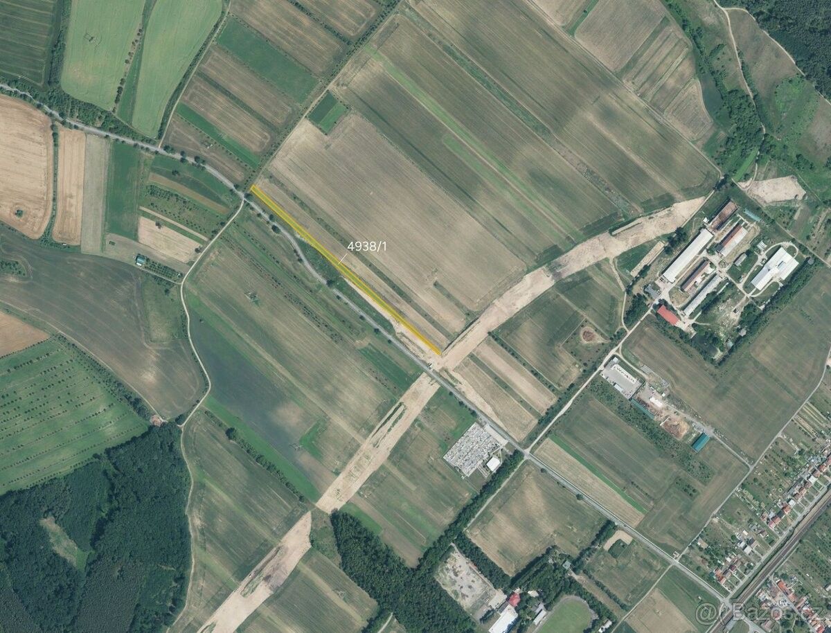 Prodej pozemek pro bydlení - Bzenec, 696 85