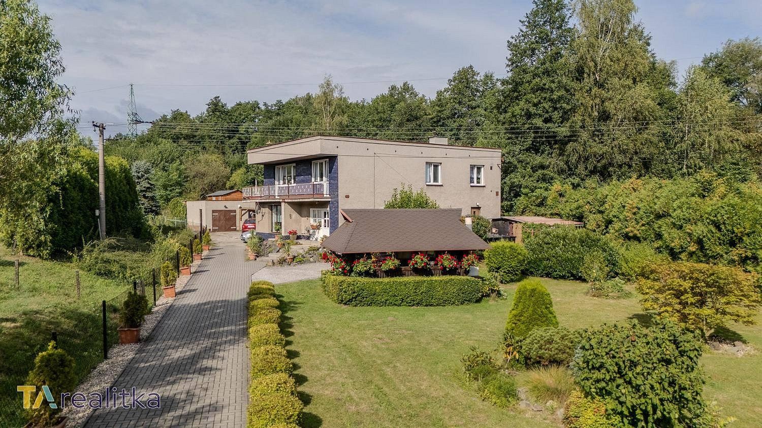 Rodinný dům, 300 m²