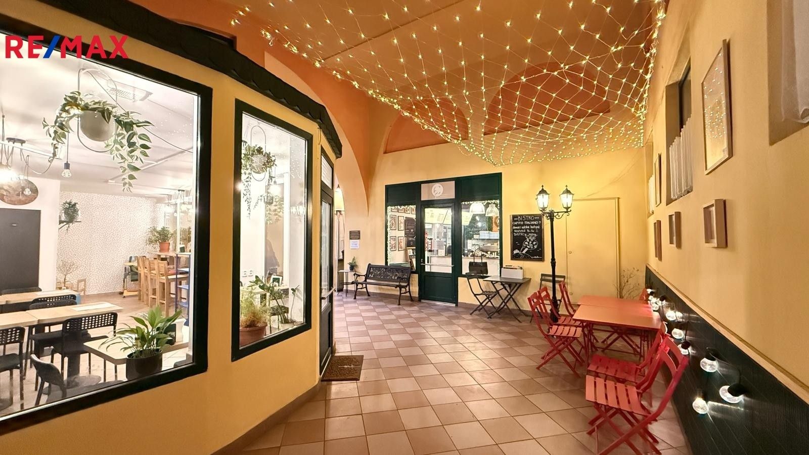 Restaurace, Gen. Svobody, Šumperk, 51 m²