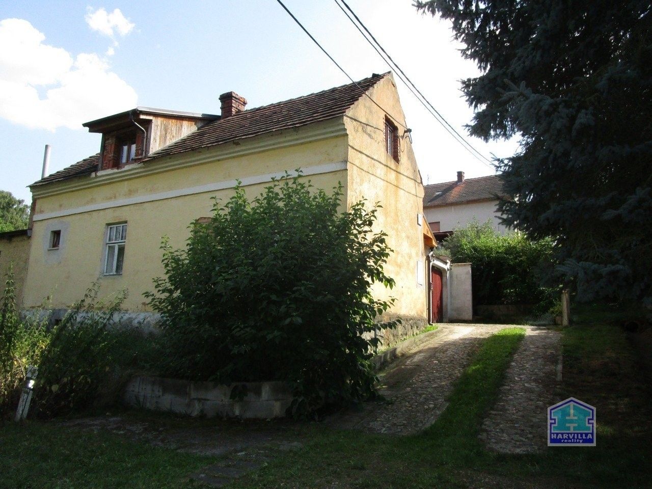 Prodej rodinný dům - Lisov, 90 m²