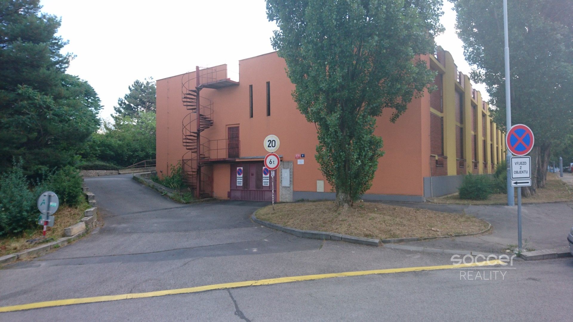 Garáž · 18 m² · Nušlova, Praha - 3