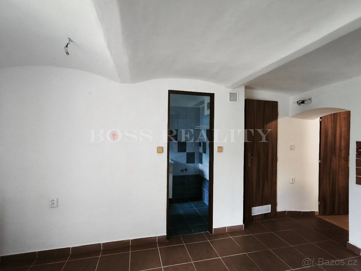 Prodej rodinný dům - Úterý, 330 40