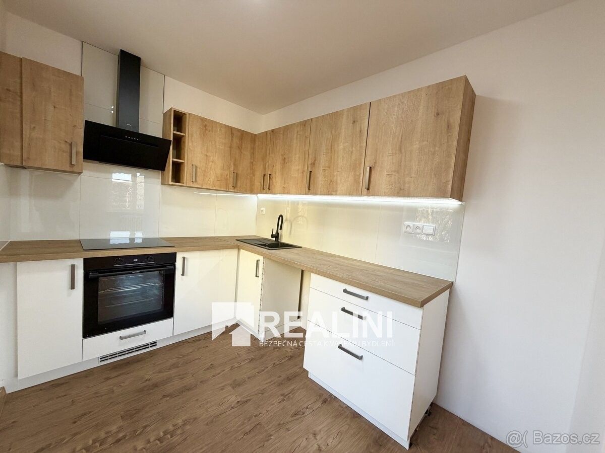 Pronájem byt - Karviná, 734 01