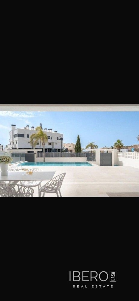 Prodej rodinný dům - La Cala de Mijas, ES, 420 m² - 2