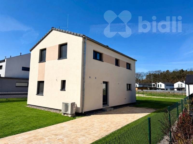 Prodej rodinný dům - Pardubice Doubravice, 108 m² - 5
