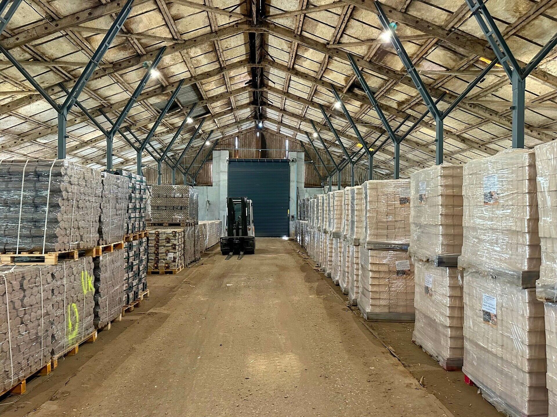 Sklady, Neprobylice, 1 m²