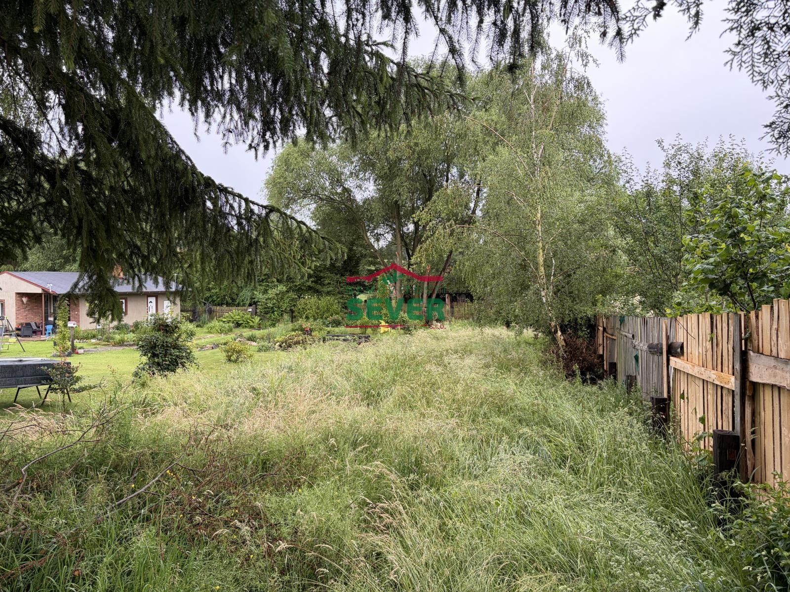 Zahrada · 429 m² · Vroutek - 3