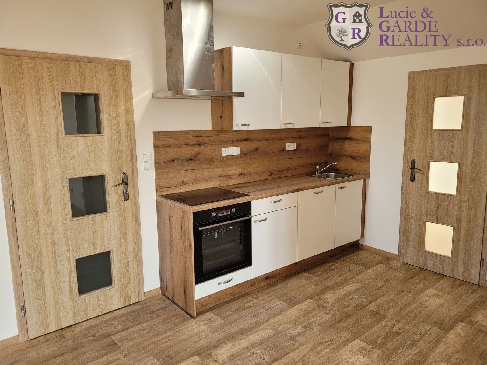 2+kk, Třída Václava Vaniše, Mladá Vožice, 60 m² - 1