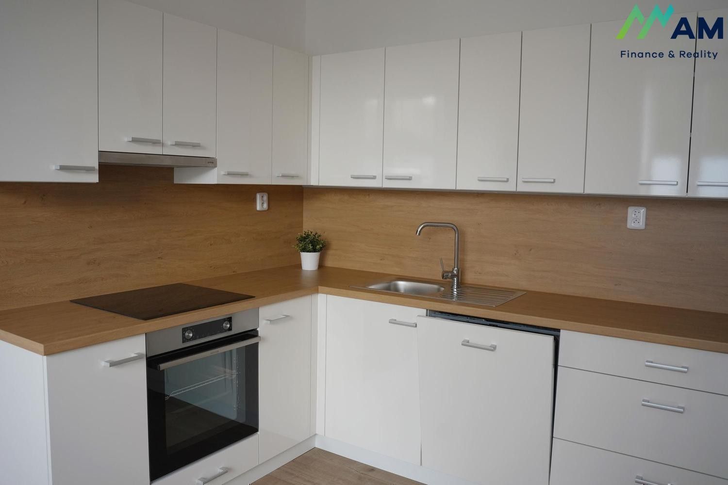 Byt 3+kk, 81 m²