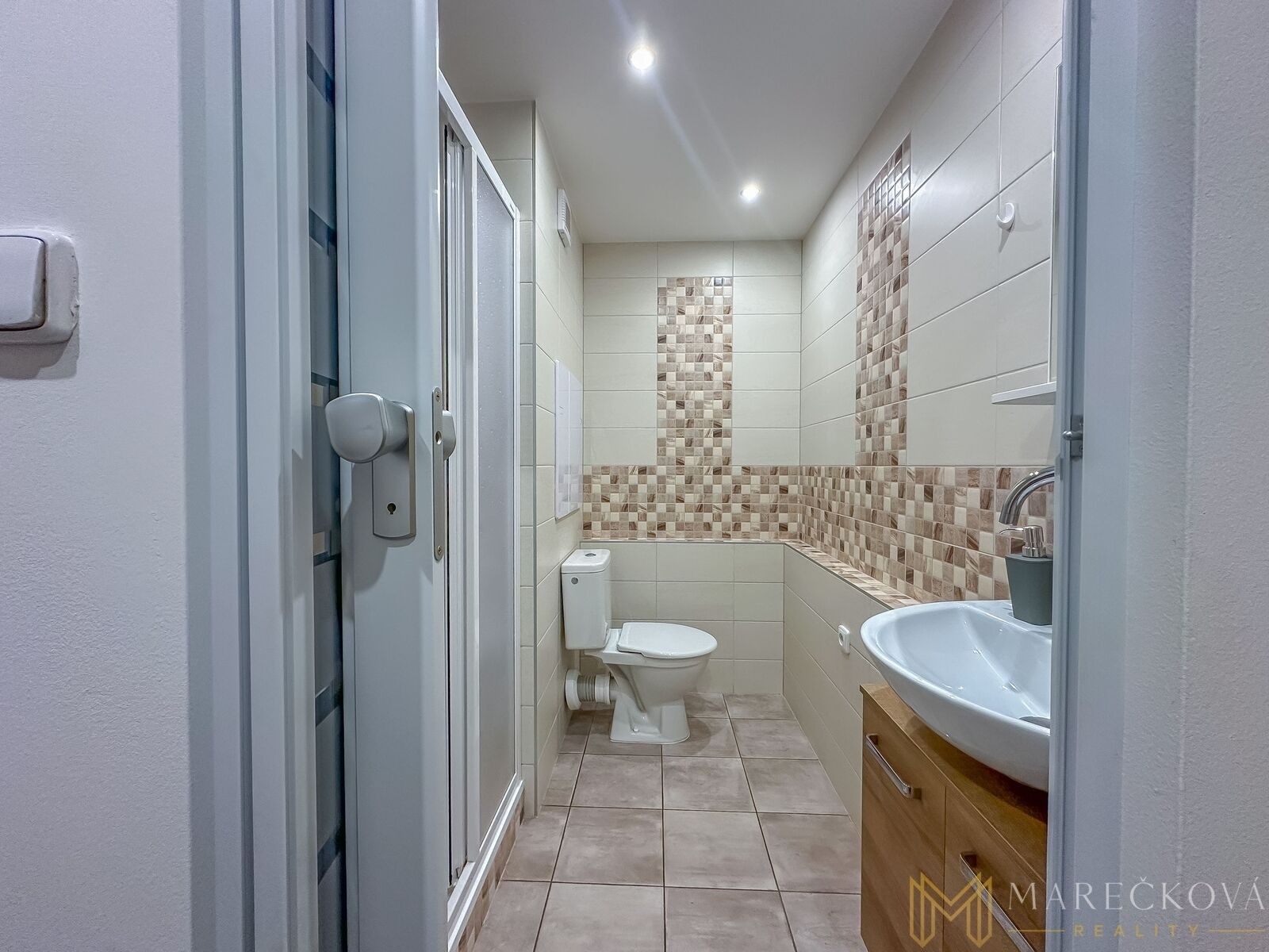 Byt 1+kk · 27 m² · U Vrbky, Horní Bříza - 3