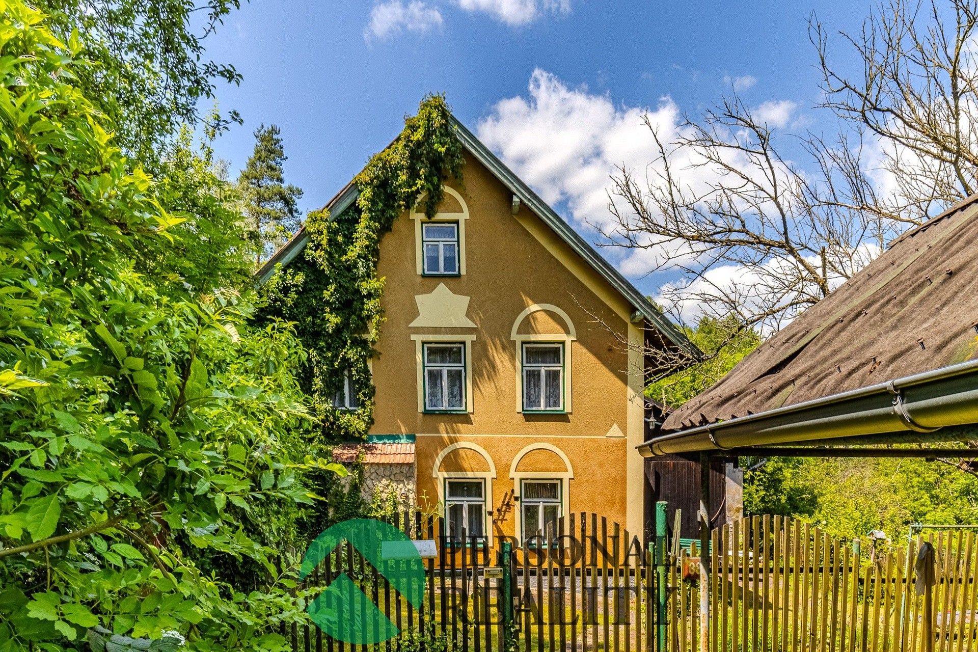 Rodinné domy, Březinka, Bělá pod Bezdězem, 105 m²