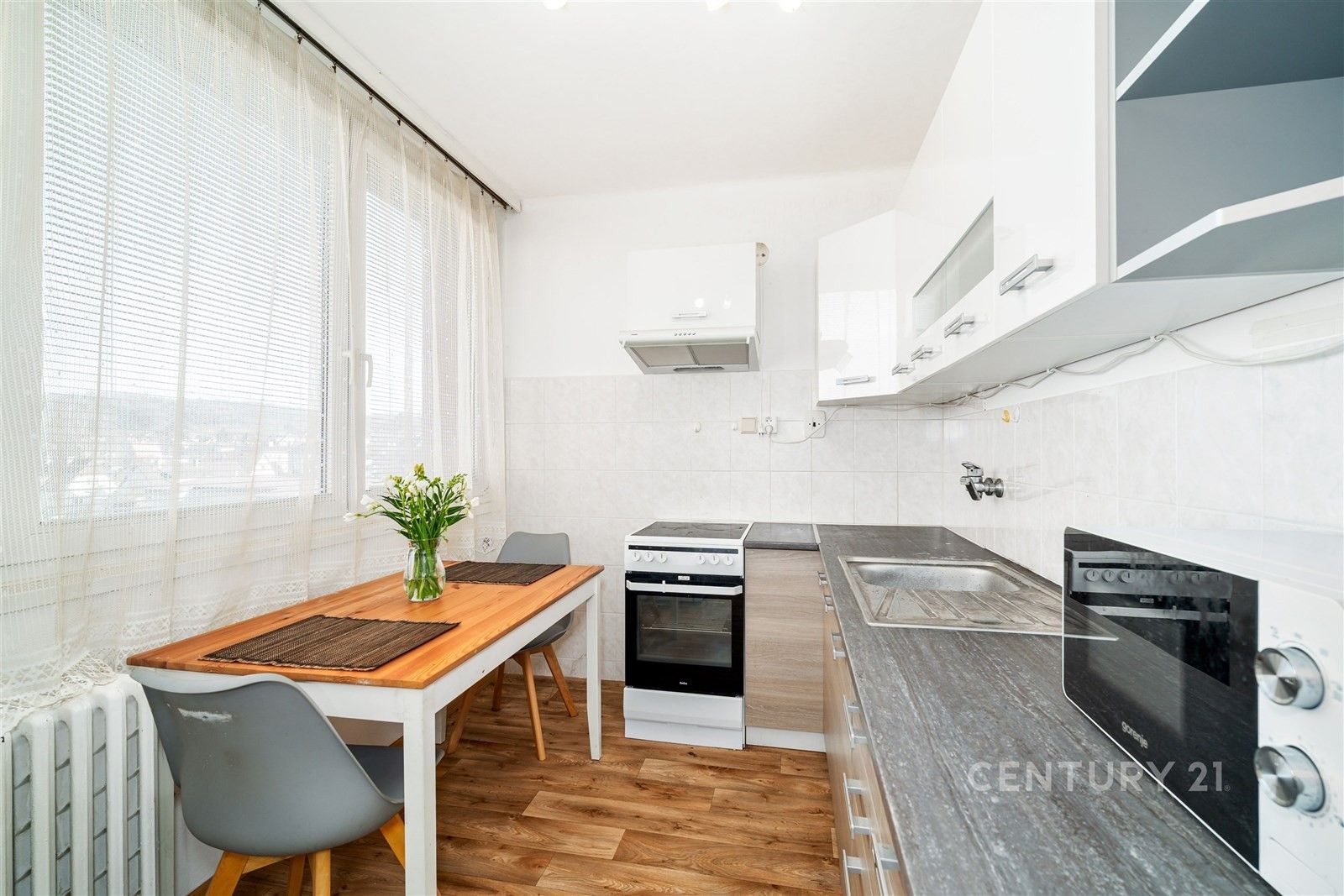 Prodej byt 3+1 - Školská 310, Sázava, 62 m²