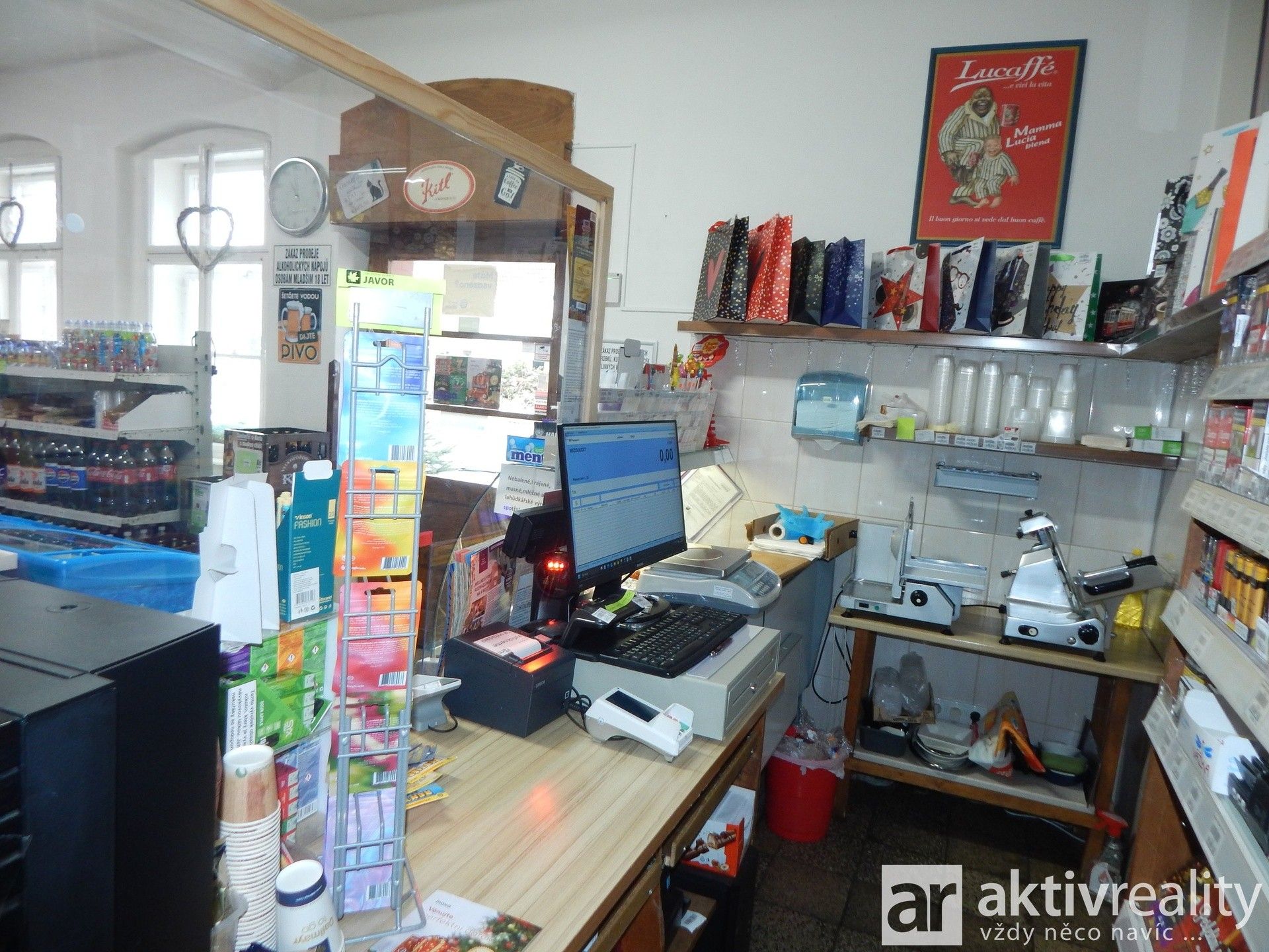 Obchodní prostory, Bezděkov, Žatec, 190 m²