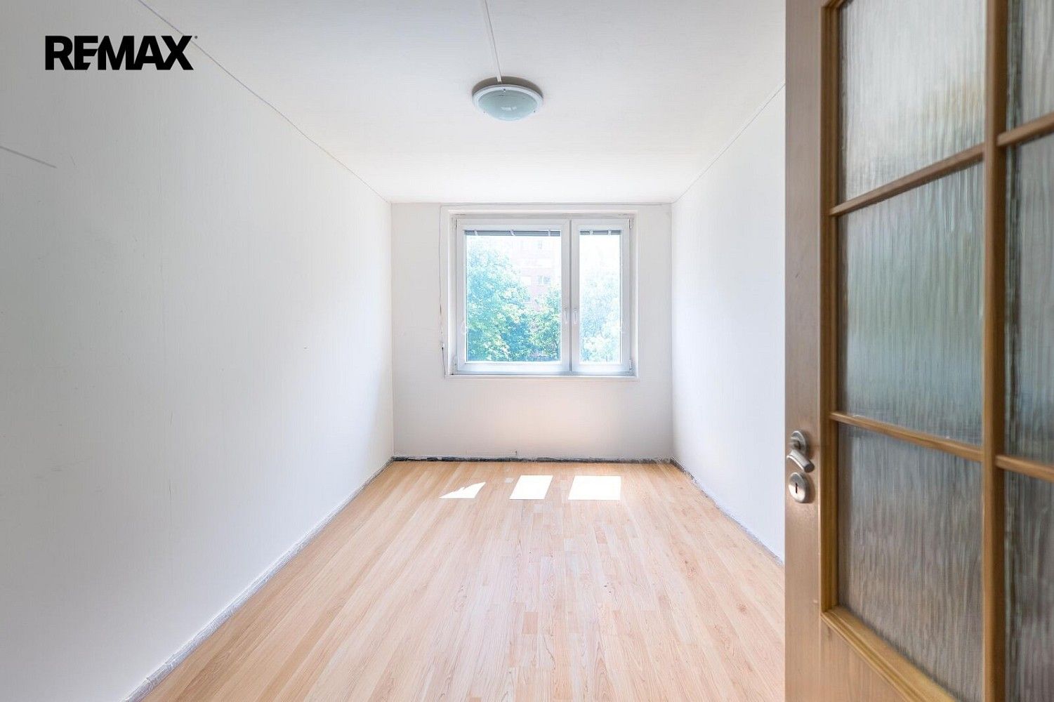 Byt 2+kk · 44 m² · Praha - Stodůlky, okres Praha 13, Hlavní město Praha - 4