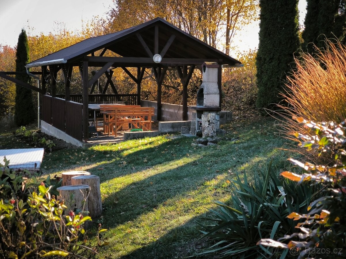 Chaty, Valašské Klobouky, 766 01 - 2
