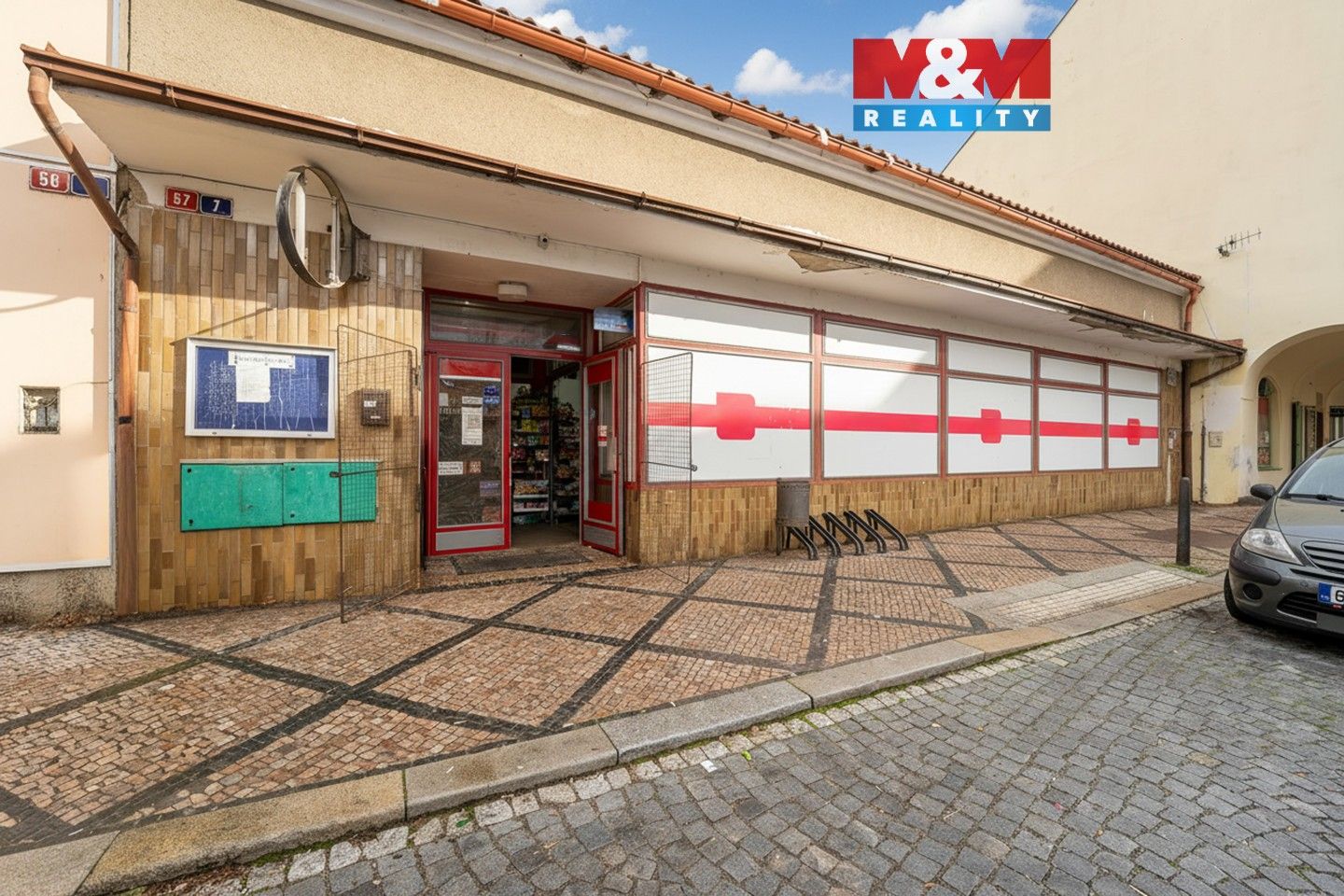 Obchodní prostory, Husovo náměstí, Benátky nad Jizerou, 194 m²