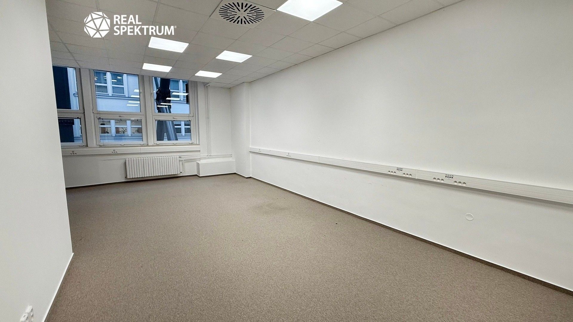 Pronájem kancelář - Šumavská, Brno, 137 m²