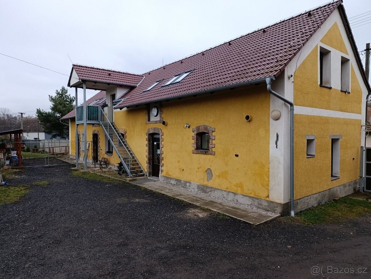 Byty, Třebíz, 273 75