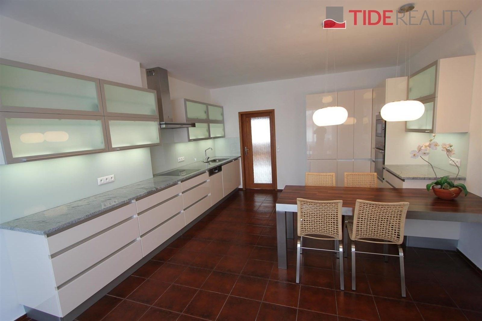 Pronájem byt - Psohlavců, Praha, 290 m²